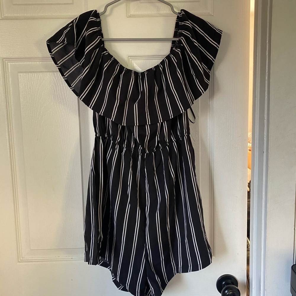Off the shoulder romper, never worn